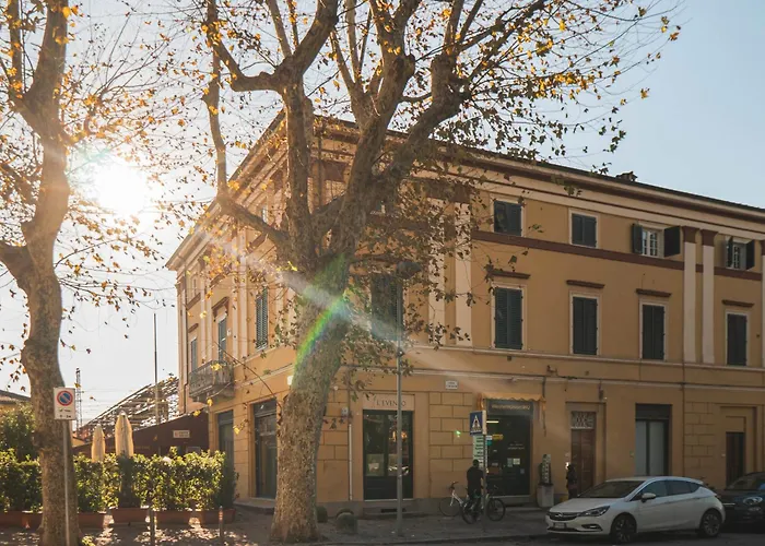Belvedere Luxury Apartment, View On The Lucca Walls