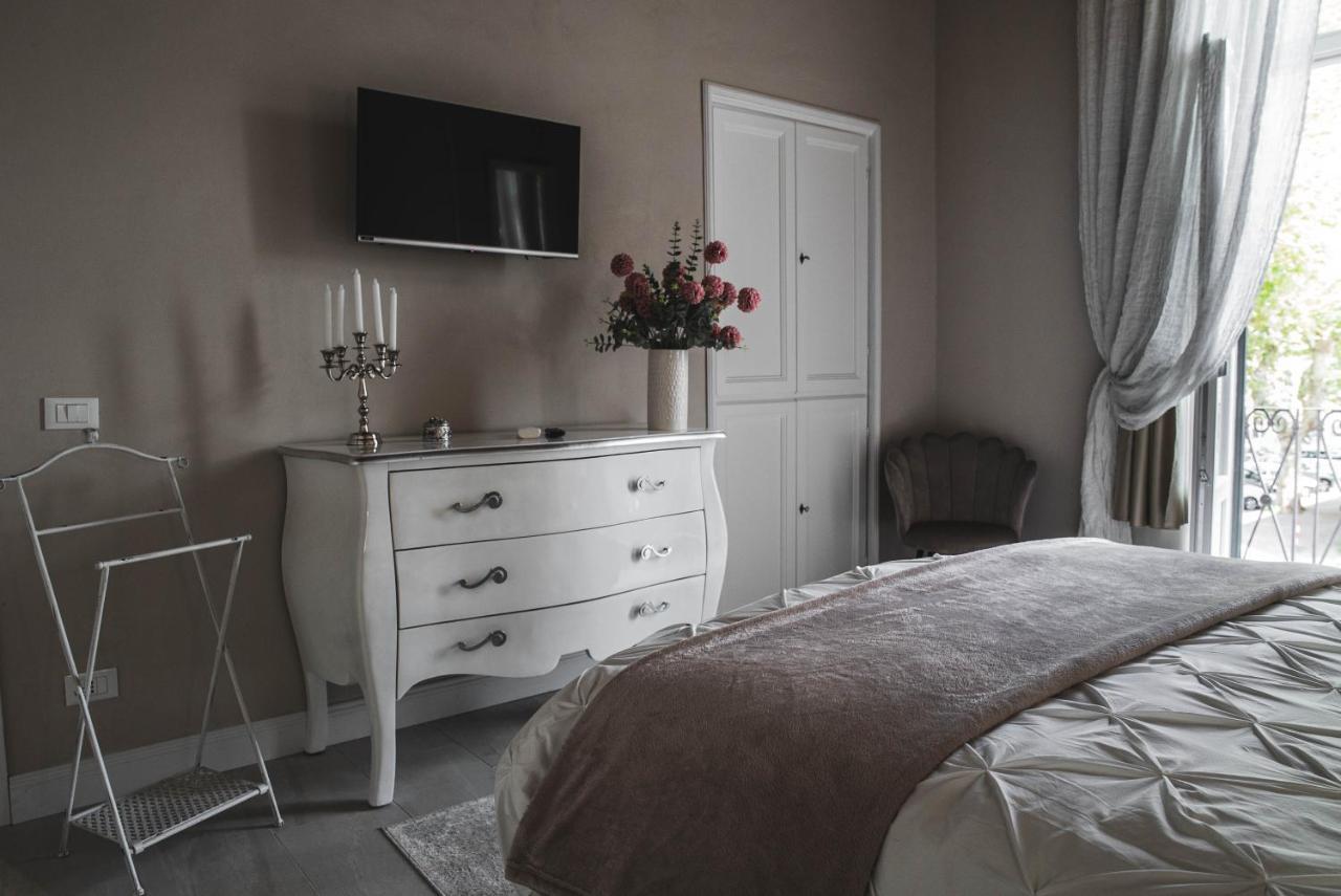 Belvedere Luxury Apartment, View On The Walls * Lucca